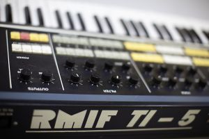 Rmif Ti-5